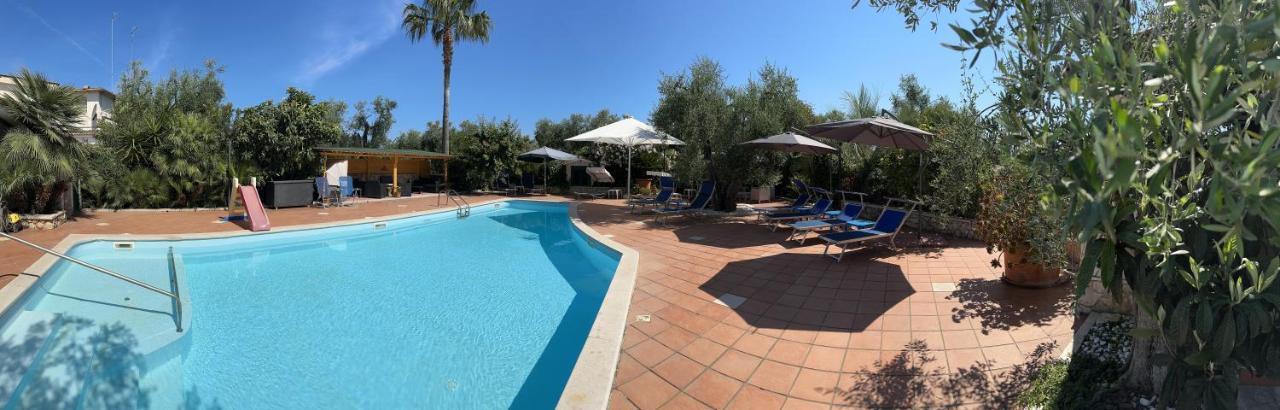 Villa Monica Appartamenti Vieste Eksteriør billede