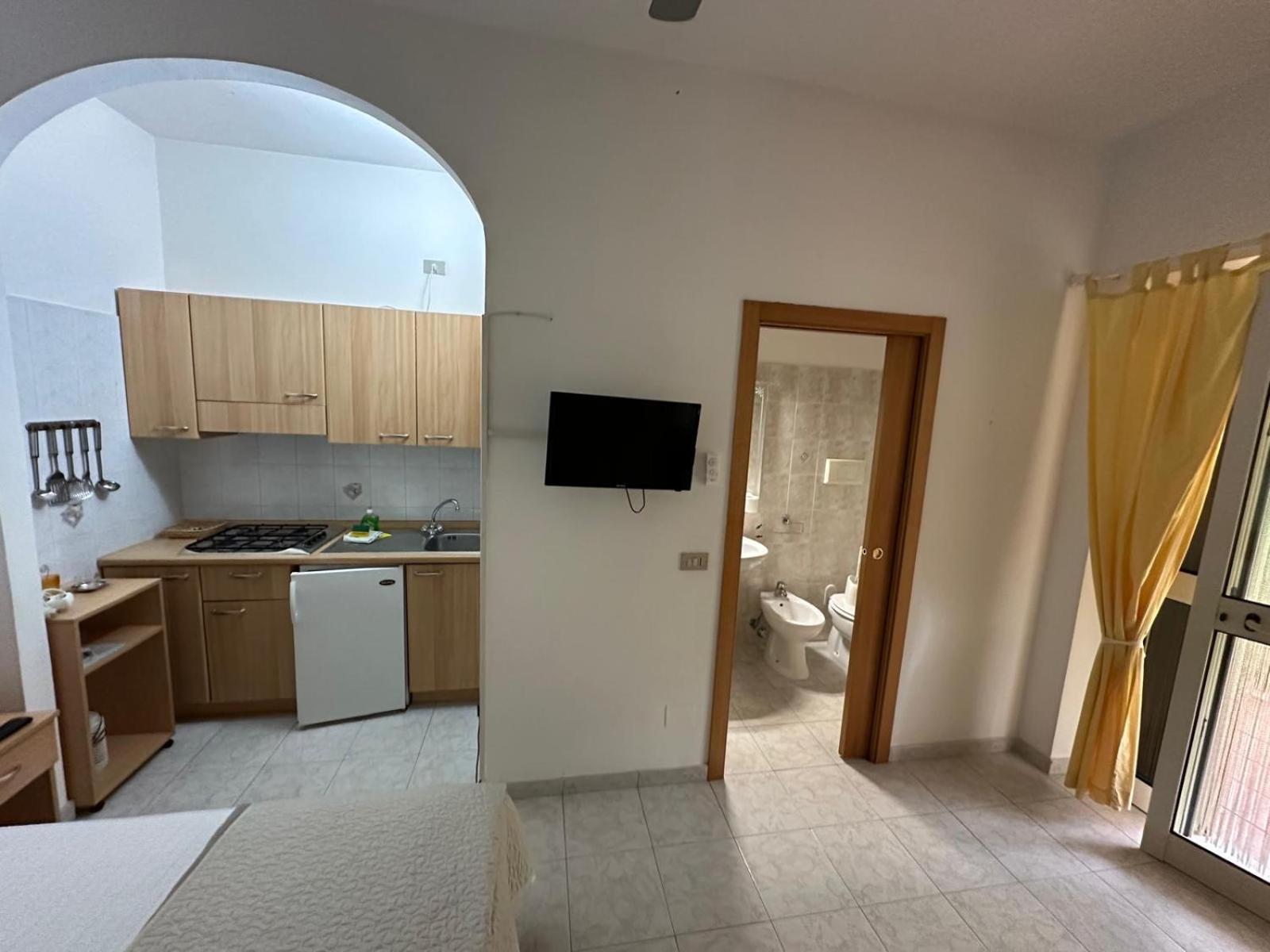 Villa Monica Appartamenti Vieste Eksteriør billede