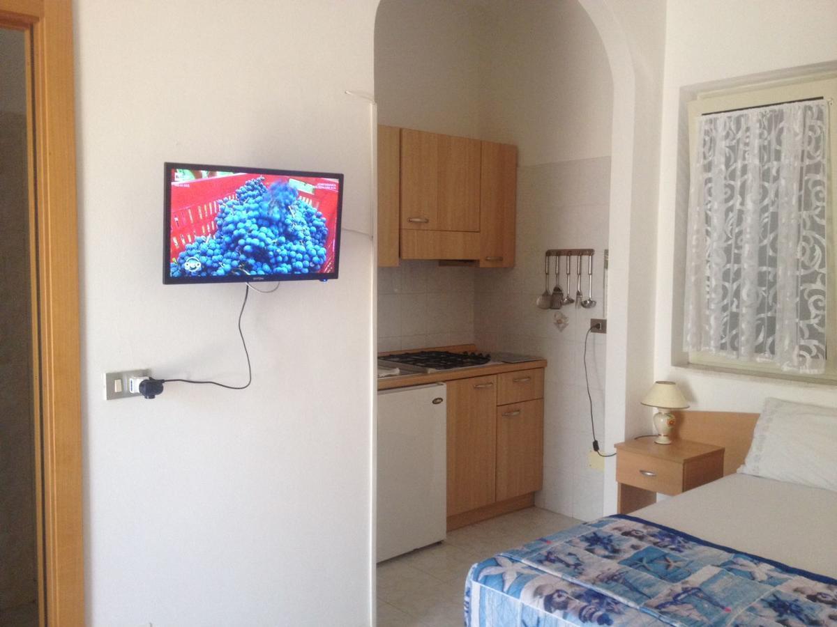 Villa Monica Appartamenti Vieste Eksteriør billede